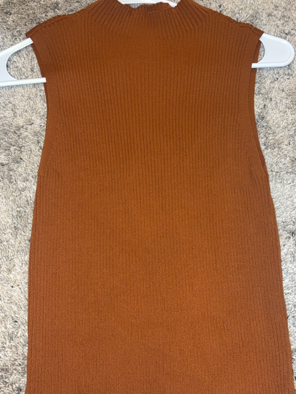 Ribbed Mock Neck Tank Top - Rust